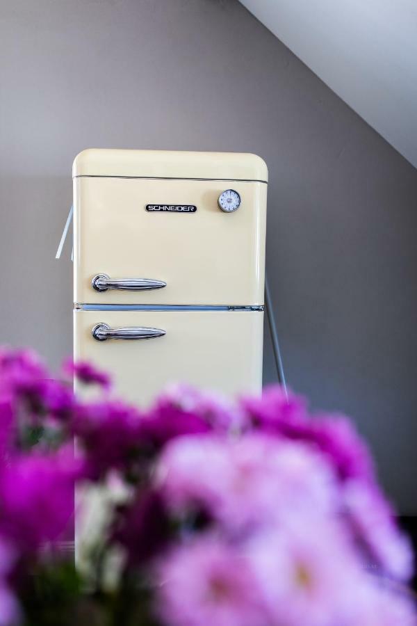 Vintage Meets Moderne Apartment *